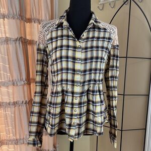 Free People Women's Plaid Crochet Shoulder Peplum Pearl Snap Shirt Size 4